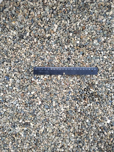 Kamenclub.ru: Галька речная окат (серая) фр.5-10 мм купить  в Костроме галька речная серая, серый, темно-серый, светло-серый, коричневый речная окатанная галька декоративная ландшатфная 5000 руб/т   фото КАМЕНЬ КЛУБ