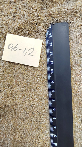 Кварцевый песок для площадок фр. 0,6-1,2 мм.  купить в Костроме фото Камень Клуб