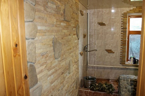 Kamenclub.ru: Песчаник (лапша) art PSG-3-01  купить в Костроме    2300 руб/кв.м   фото КАМЕНЬ КЛУБ