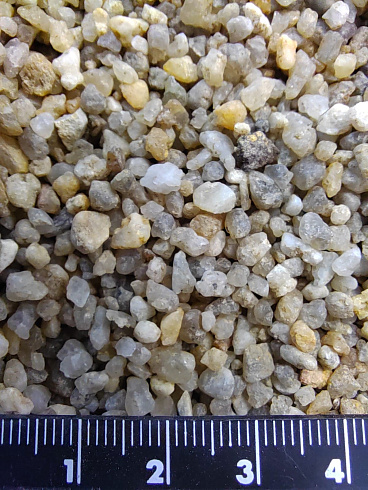 Кварцевый песок для площадок фр. 2-5 мм.  купить в Костроме фото Камень Клуб