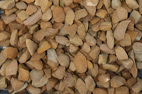 Kamenclub.ru: Щебень крошка желтый (песчаник) фр. 20-40 мм.  купить в Костроме песчаник бежевый рыжий каменная крошка песчаника 9500 руб/т   фото КАМЕНЬ КЛУБ