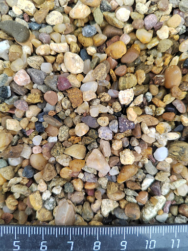 Галька речная окат (рыжая) фр.3-5 мм купить в Костроме 