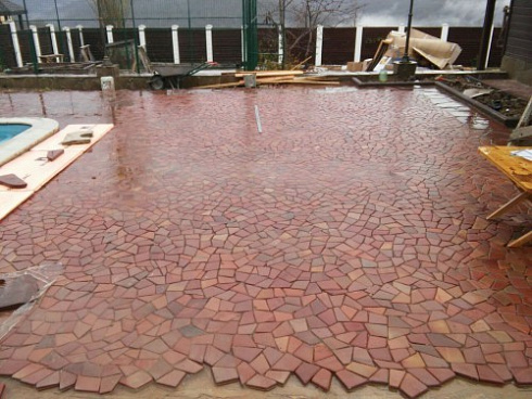 Kamenclub.ru: Песчаник брусчатка (Готика) art PSK-L-01  купить в Костроме    2600 руб/кв.м    фото КАМЕНЬ КЛУБ