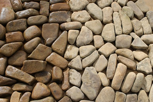 Kamenclub.ru: Песчаник брусчатка  купить в Костроме    5 500 руб/т   фото КАМЕНЬ КЛУБ