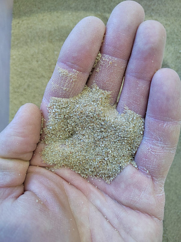 Кварцевый песок для площадок фр. 0,16-0,63 мм.  купить в Костроме фото Камень Клуб