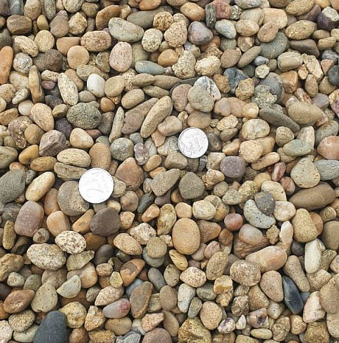 Kamenclub.ru: Галька окат (серо-желтая) фр.10-20 мм. купить  в Костроме галька серо-желтая, рыжая, серый речная окатанная округлая галька 5000 руб/т   фото КАМЕНЬ КЛУБ