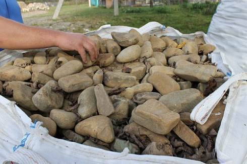 Kamenclub.ru: Песчаник брусчатка  купить в Костроме    5 500 руб/т   фото КАМЕНЬ КЛУБ