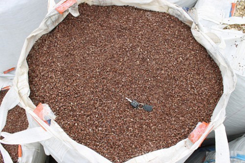 Kamenclub.ru: Мраморная крошка (щебень крошка розовый) фр. 5-10 мм.  купить в Костроме мрамор розовый, красный щебень колотый ландшафтный декоративный  11000 руб/т   фото КАМЕНЬ КЛУБ